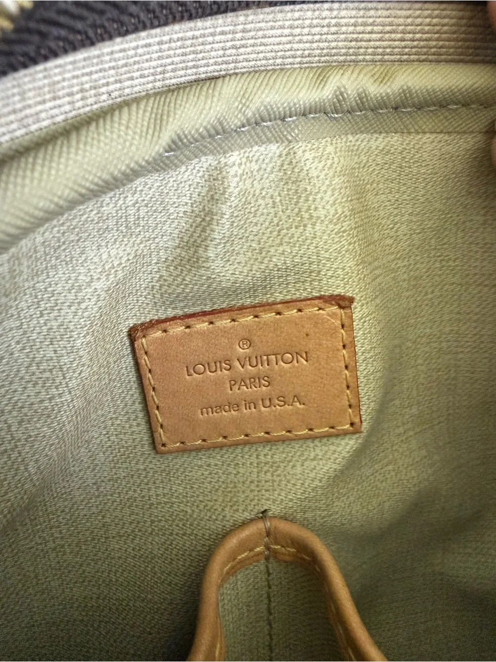 🌹Authentic Louis Vuitton Trouville PM